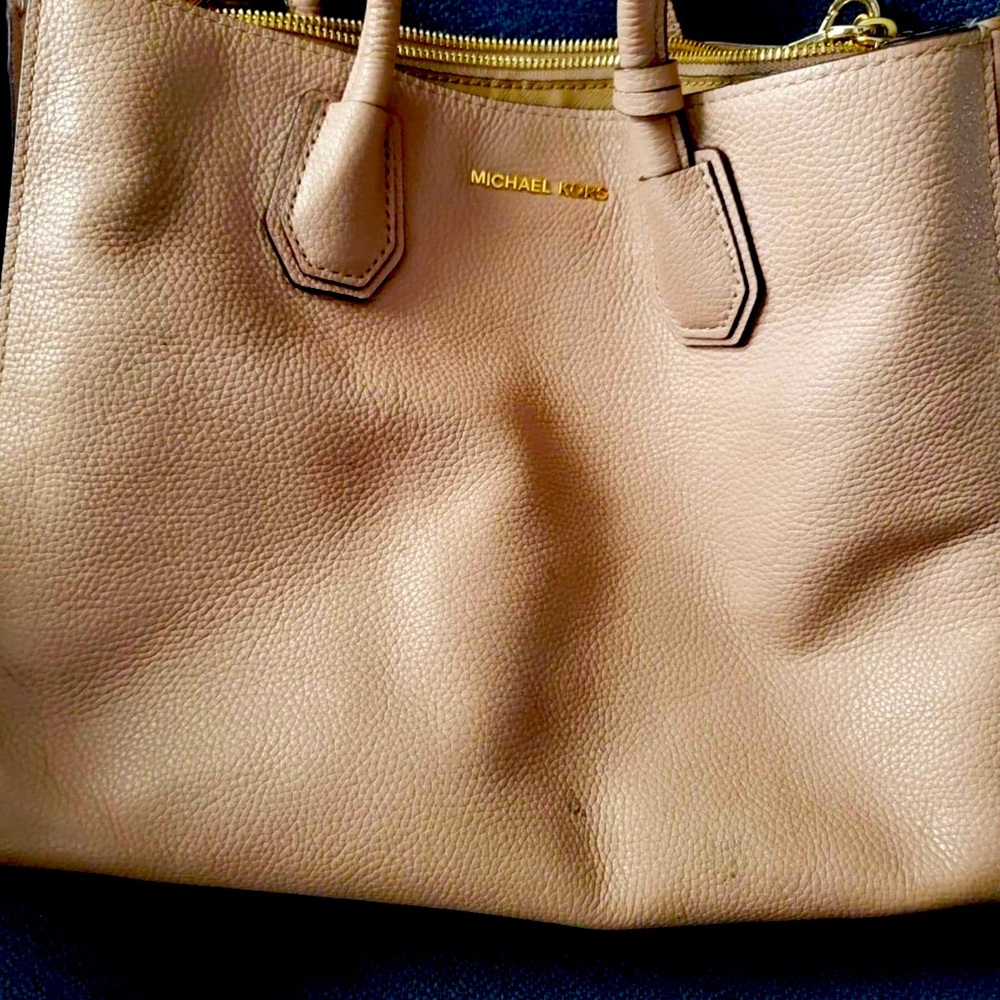 Michael Kors champagne purse handbag